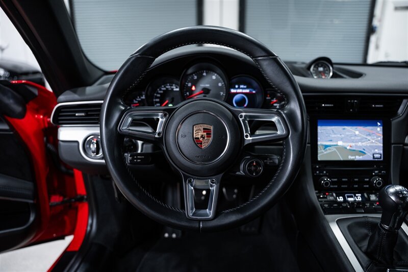 Used 2017 Porsche 911 Carrera S RWD image 19