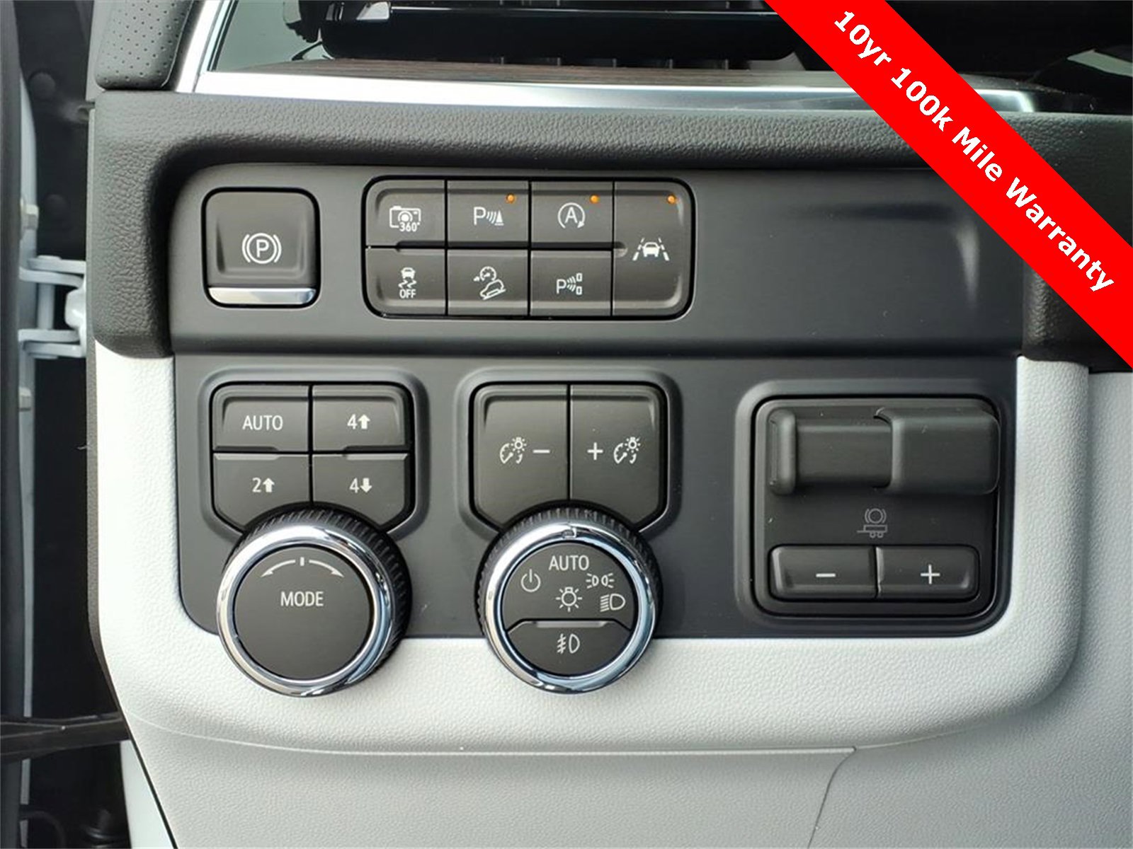 New 2026 Chevrolet Tahoe Premier w/ Sun And Tow Package image 26