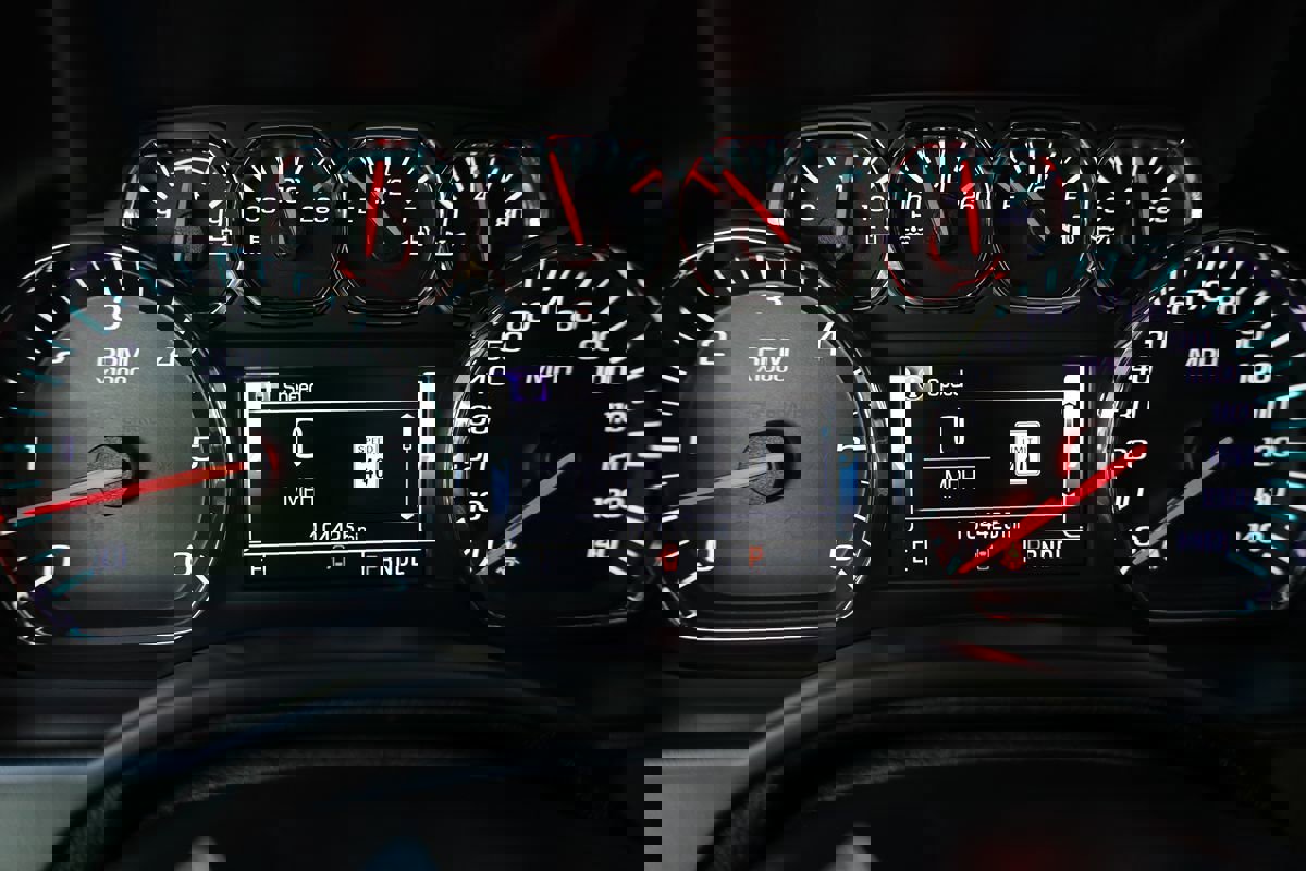 Used 2018 Chevrolet Suburban Premier image 32