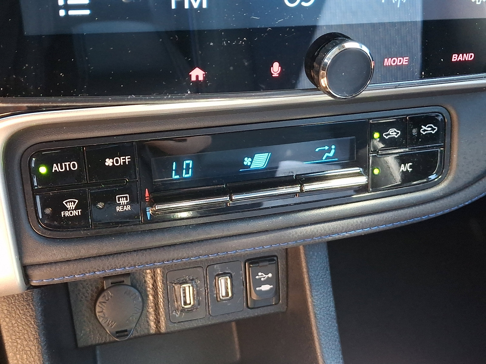 Used 2019 Toyota Corolla SE FWD image 15