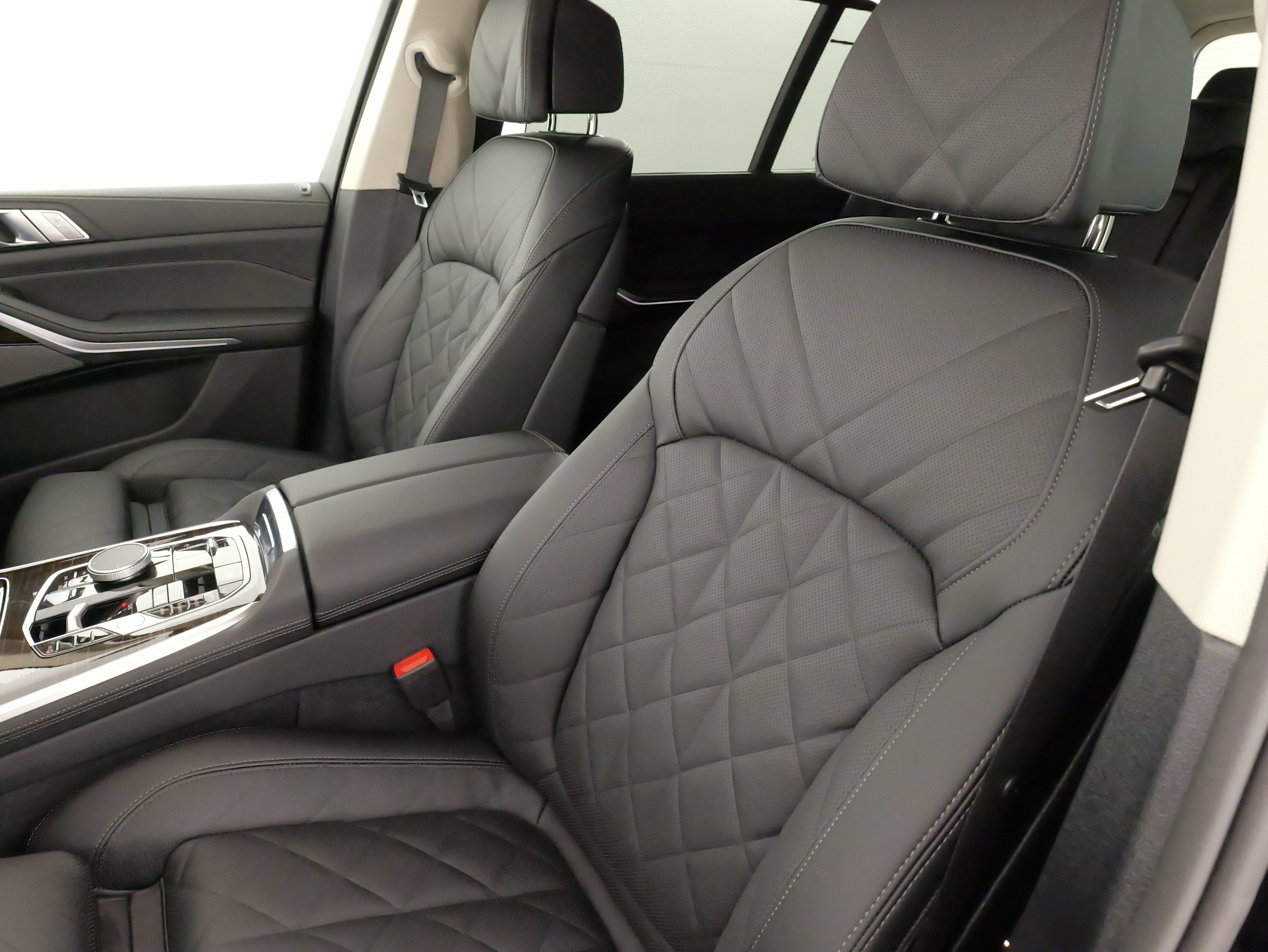 Used 2026 BMW X7 xDrive40i AWD/4WD image 30