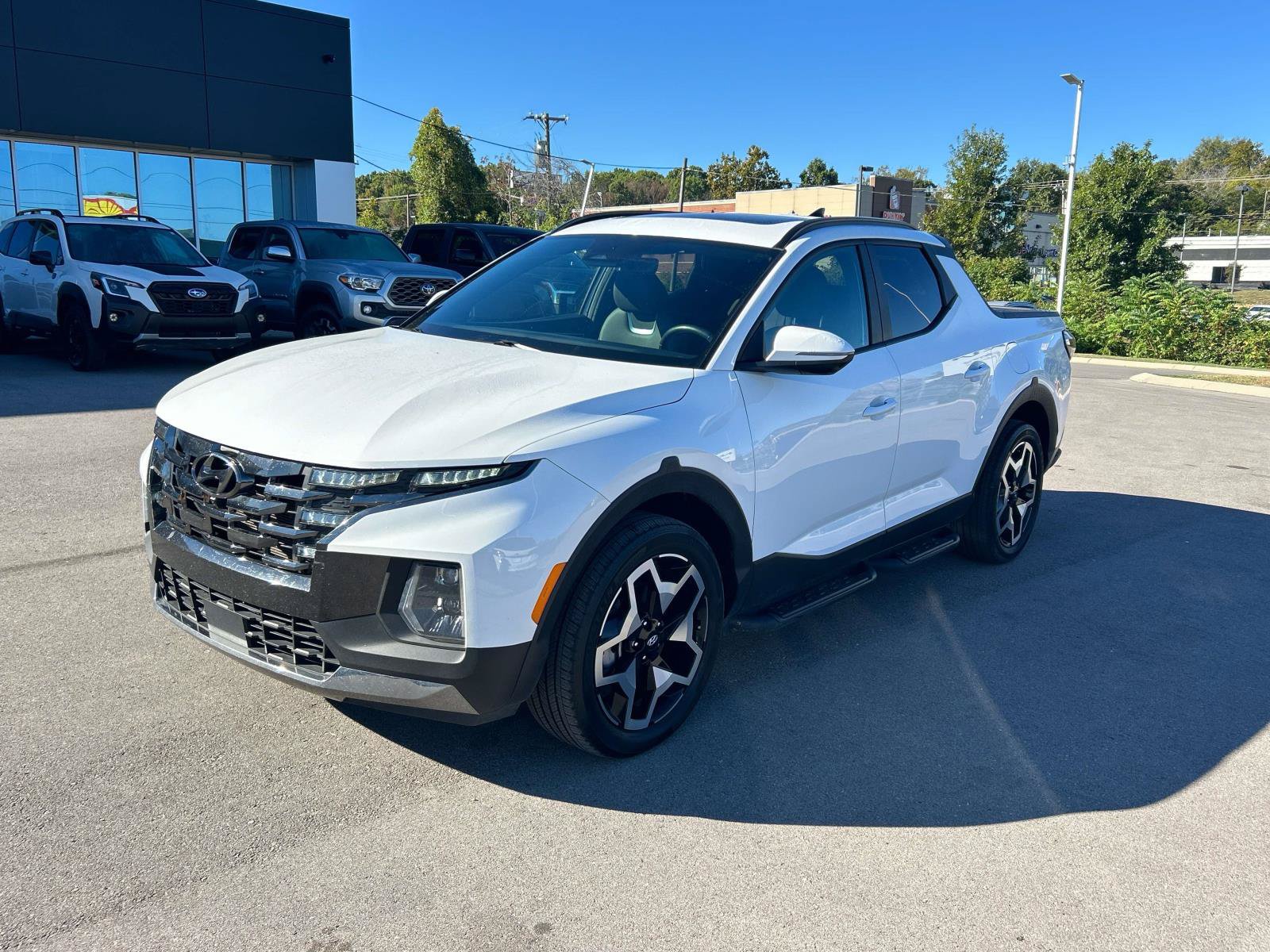 Used 2023 Hyundai Santa Cruz Limited AWD/4WD image 7