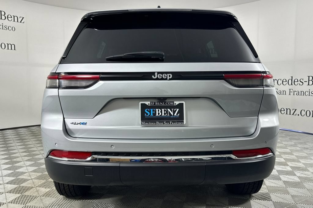 Used 2024 Jeep Grand Cherokee Limited 4xe AWD/4WD image 5