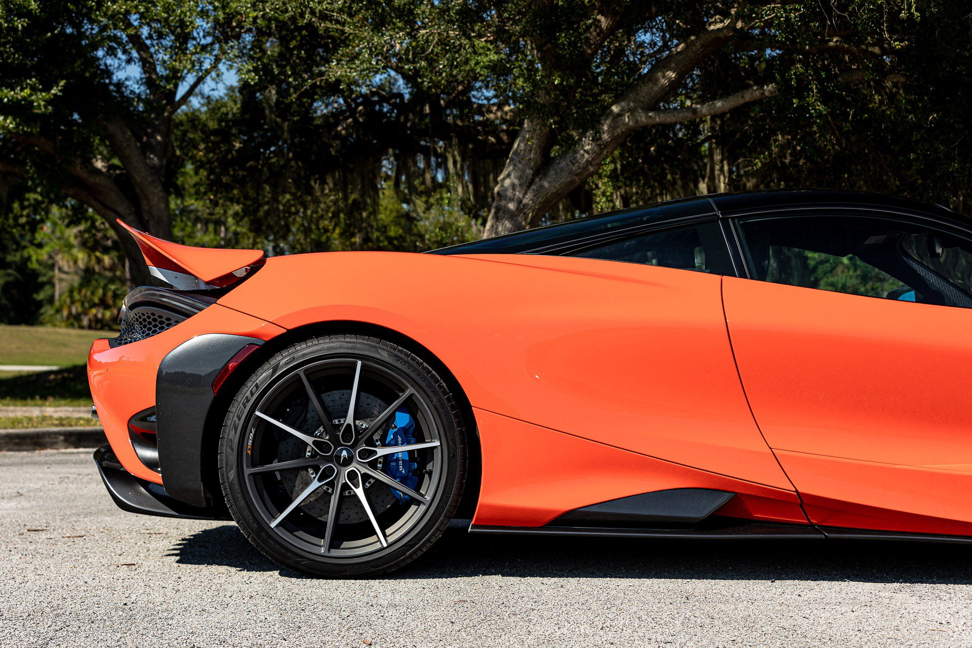 Used 2021 McLaren 765LT image 32