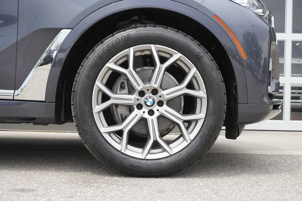 Used 2020 BMW X7 xDrive40i w/ Premium Package AWD/4WD image 34