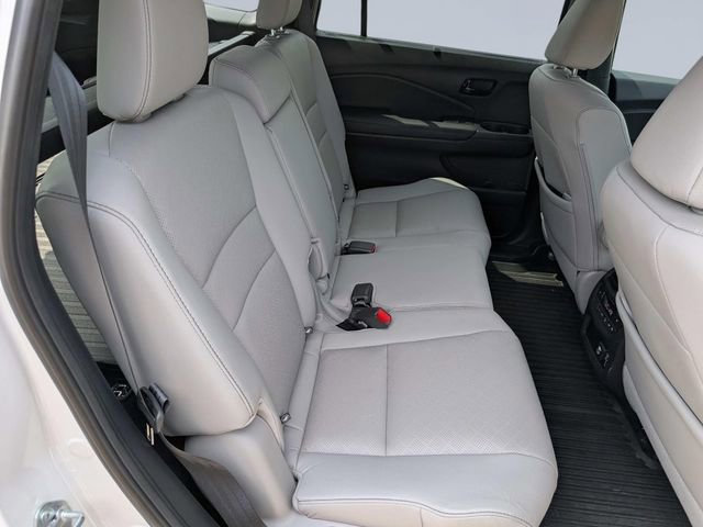 Used 2023 Honda Passport Elite image 21