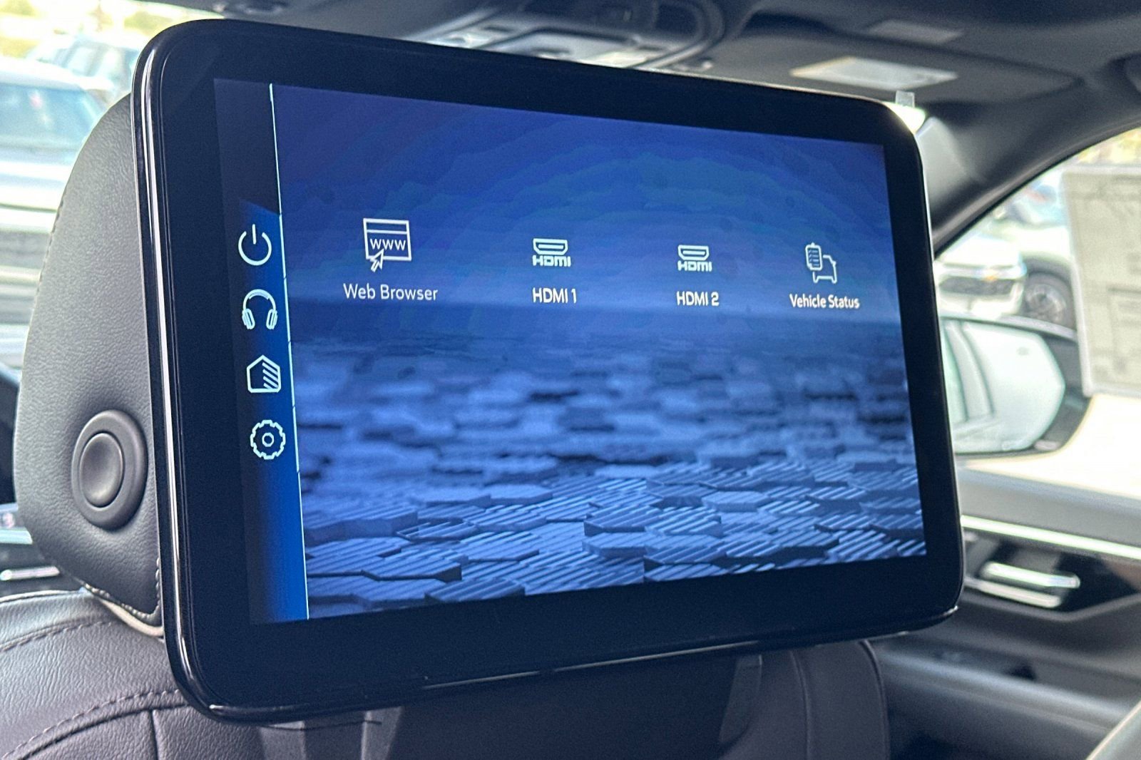 New 2025 Chevrolet Suburban Premier image 15