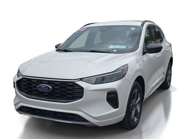 Certified 2024 Ford Escape ST-Line w/ Tech Pack #1 AWD/4WD image 2