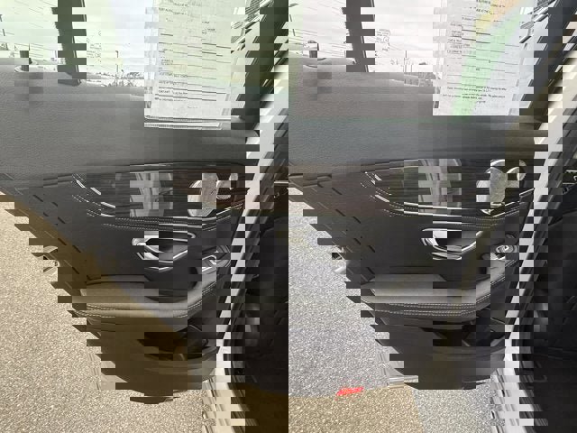 Used 2015 Mercedes-Benz C 300 Sedan image 13