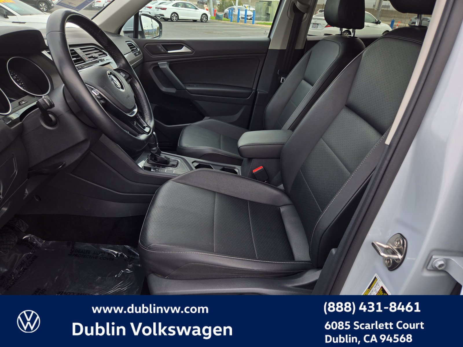 Used 2019 Volkswagen Tiguan SE FWD image 17