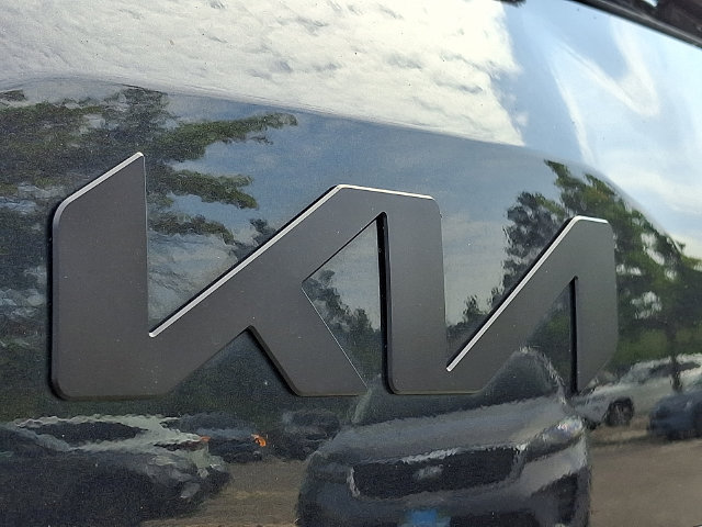 Certified 2025 Kia Telluride SX Prestige X-Line AWD/4WD image 32