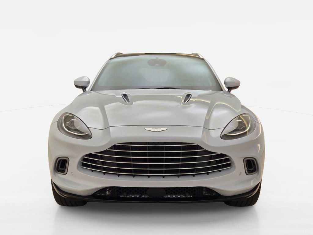 Used 2022 Aston Martin DBX AWD/4WD image 2