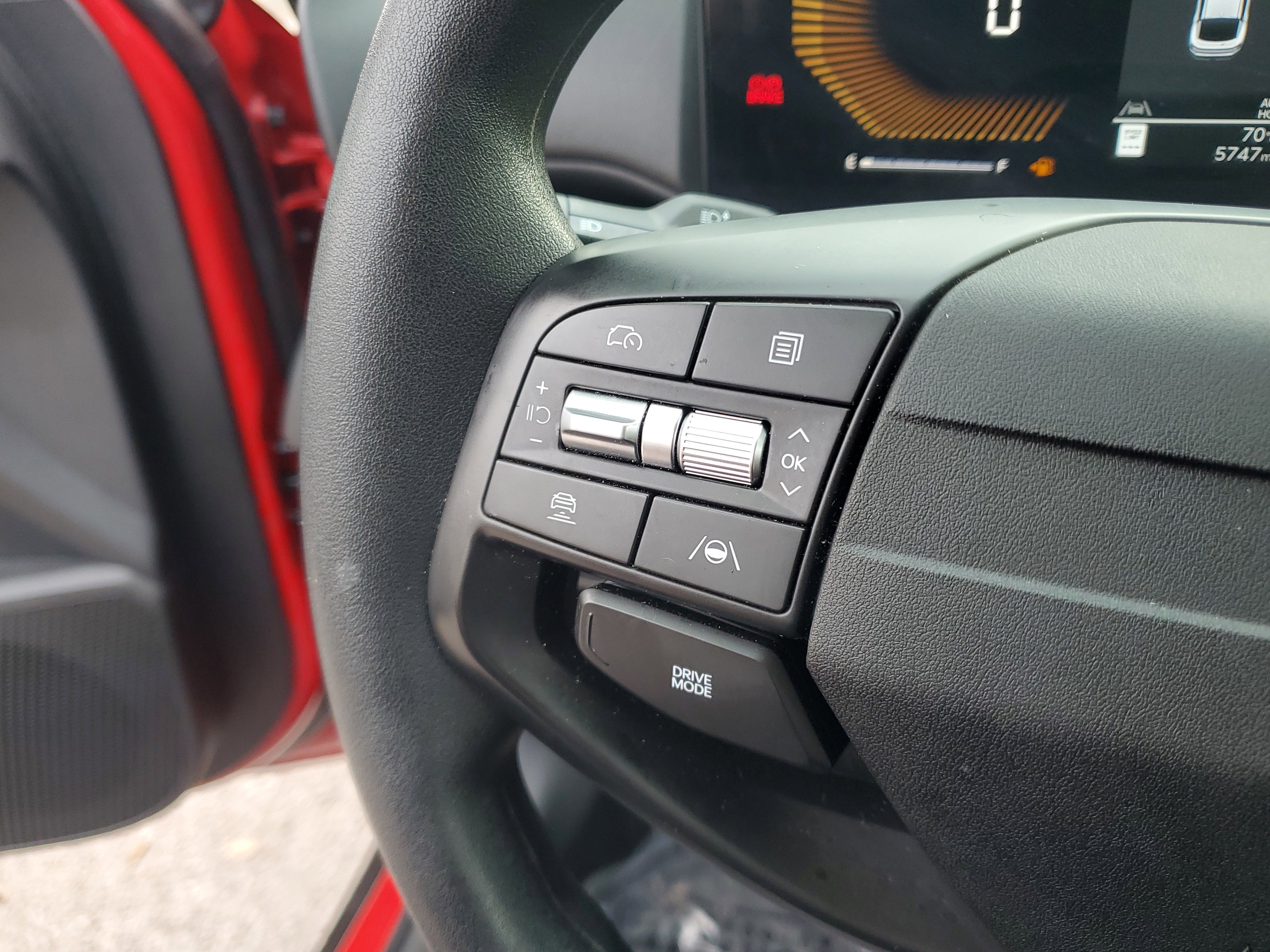 Used 2025 Kia K4 LXS image 29