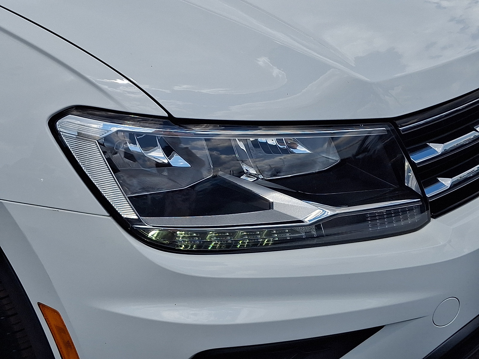 Certified 2020 Volkswagen Tiguan S AWD/4WD image 9