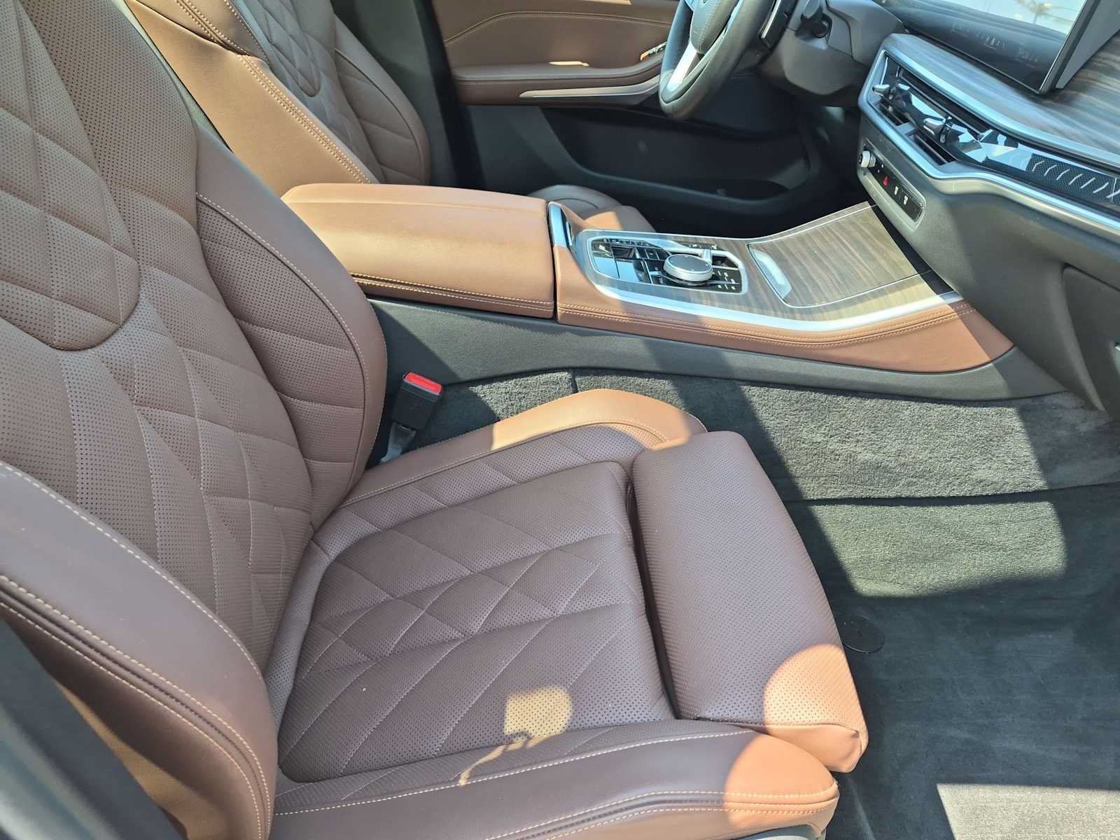 Used 2024 BMW X5 xDrive40i w/ Parking Assistance Package AWD/4WD image 23