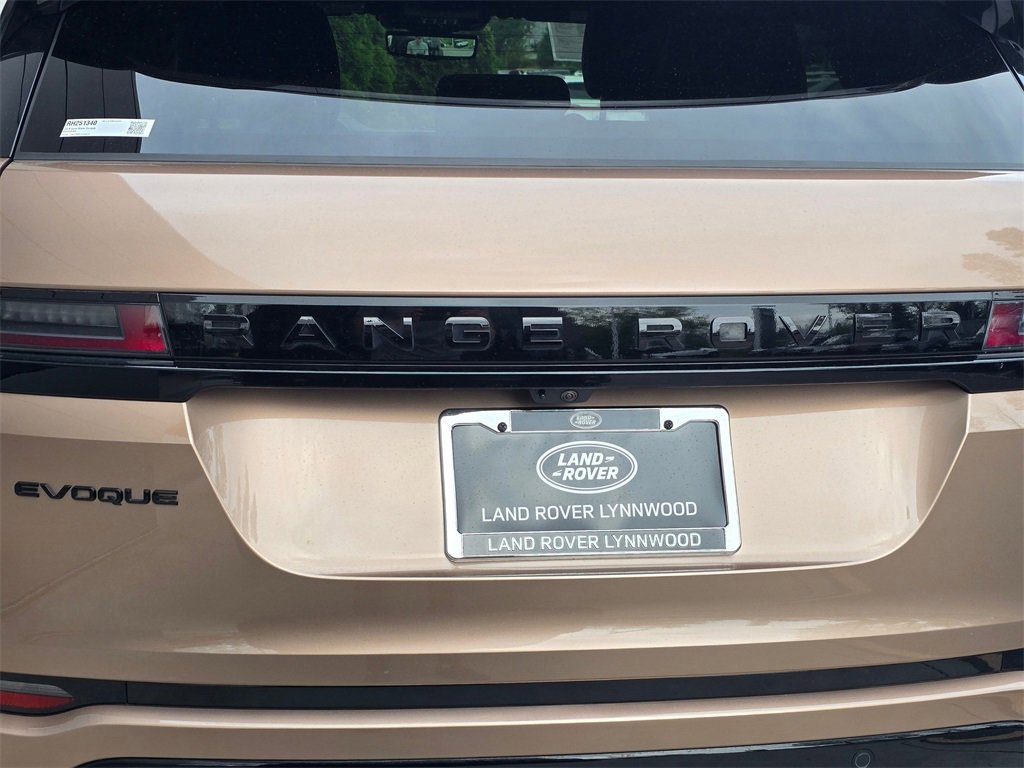 Used 2024 Land Rover Range Rover Evoque Dynamic SE image 9
