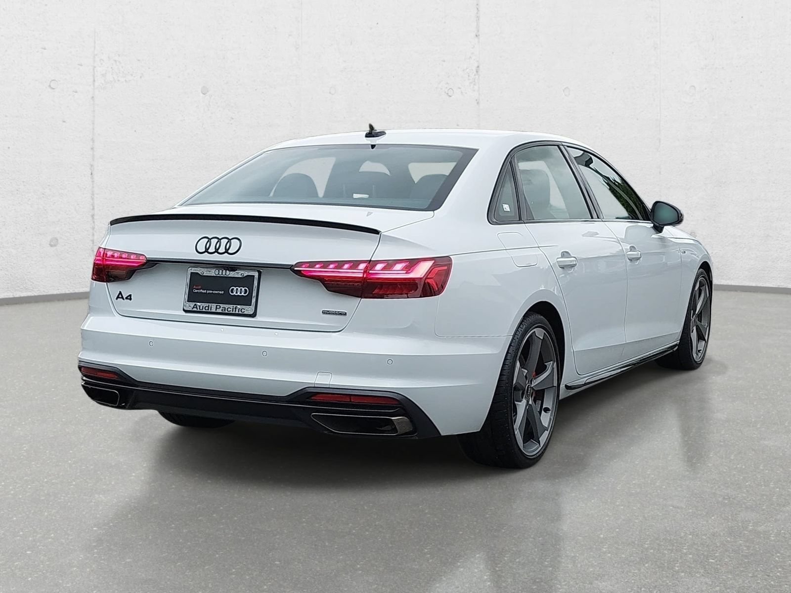 Used 2023 Audi A4 2.0T Premium Plus w/ Premium Plus Package AWD/4WD image 5