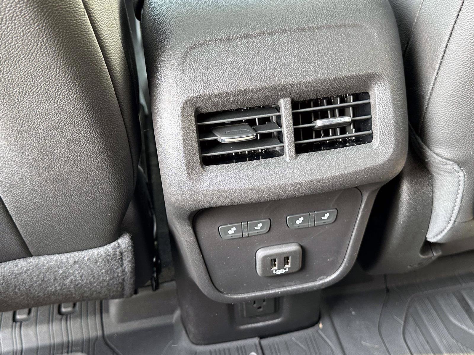 Certified 2024 GMC Terrain Denali w/ Denali Premium Package image 12