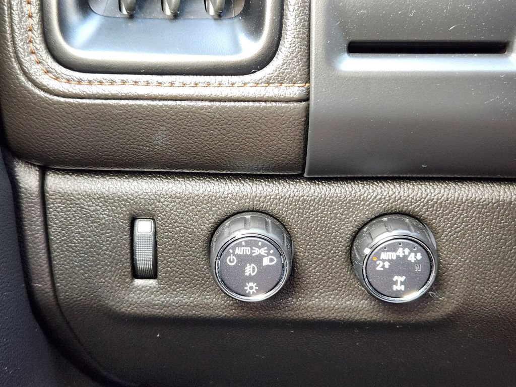 Used 2021 GMC Canyon AT4 AWD/4WD image 32