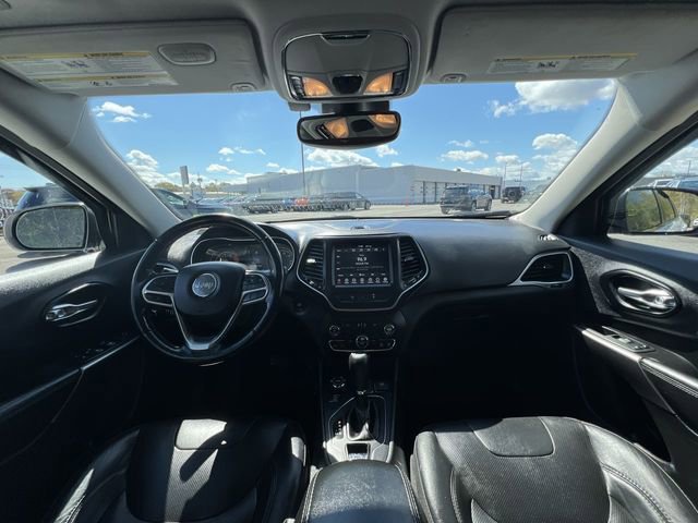 Used 2021 Jeep Cherokee Latitude Lux w/ Sun & Sound Group AWD/4WD image 14