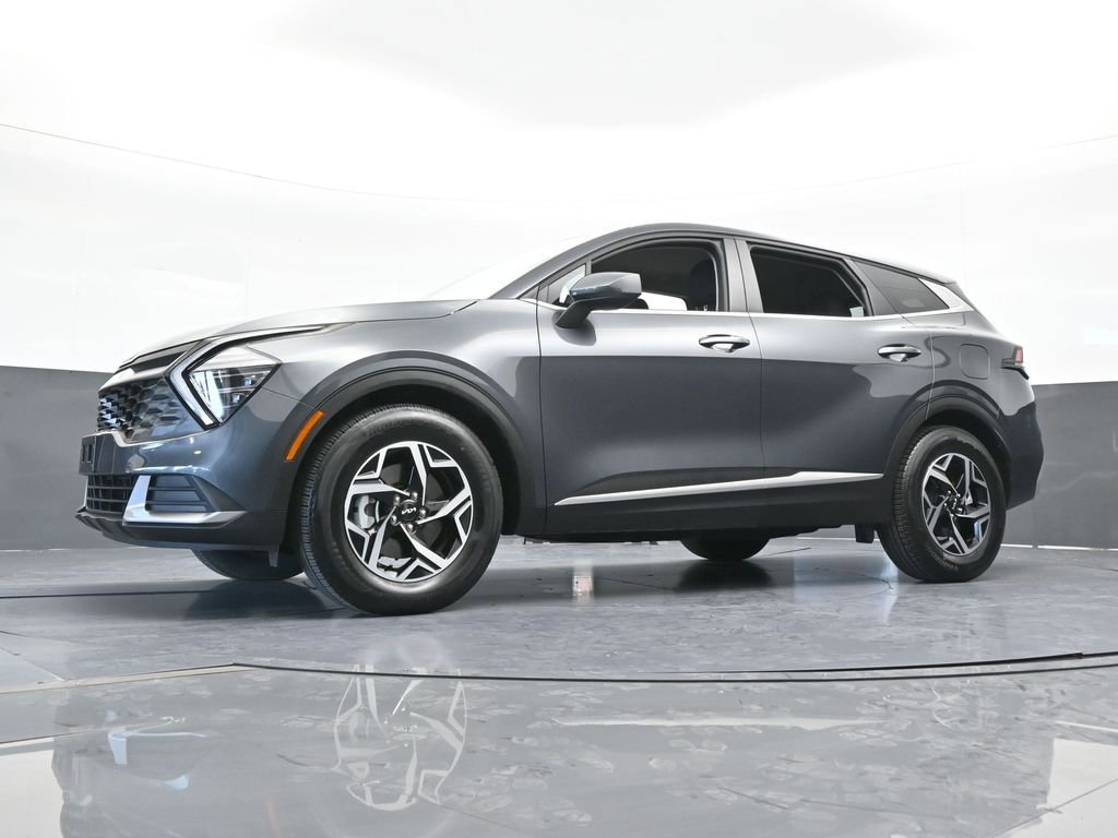Used 2024 Kia Sportage LX image 49