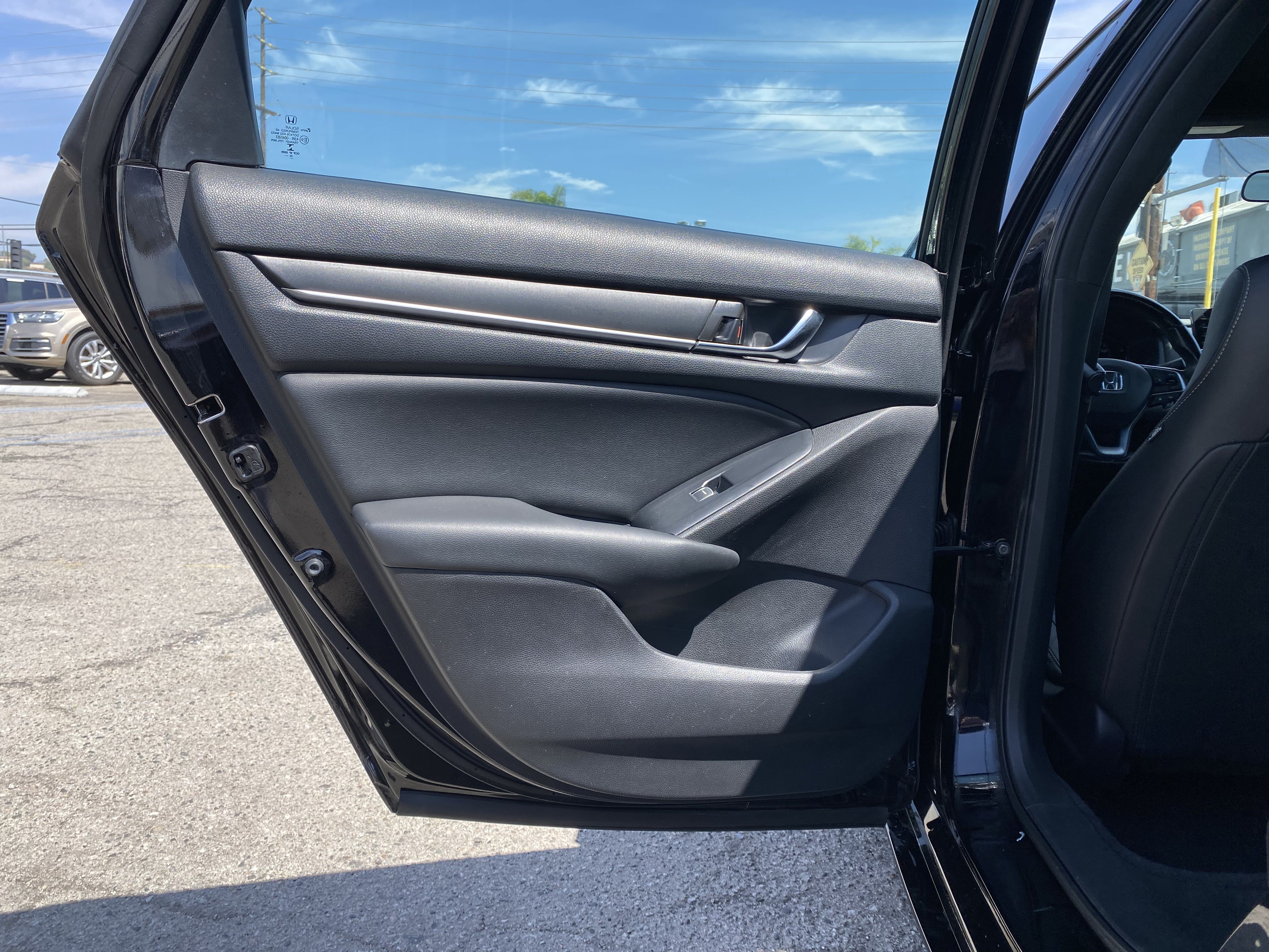 Used 2022 Honda Accord Sport image 15