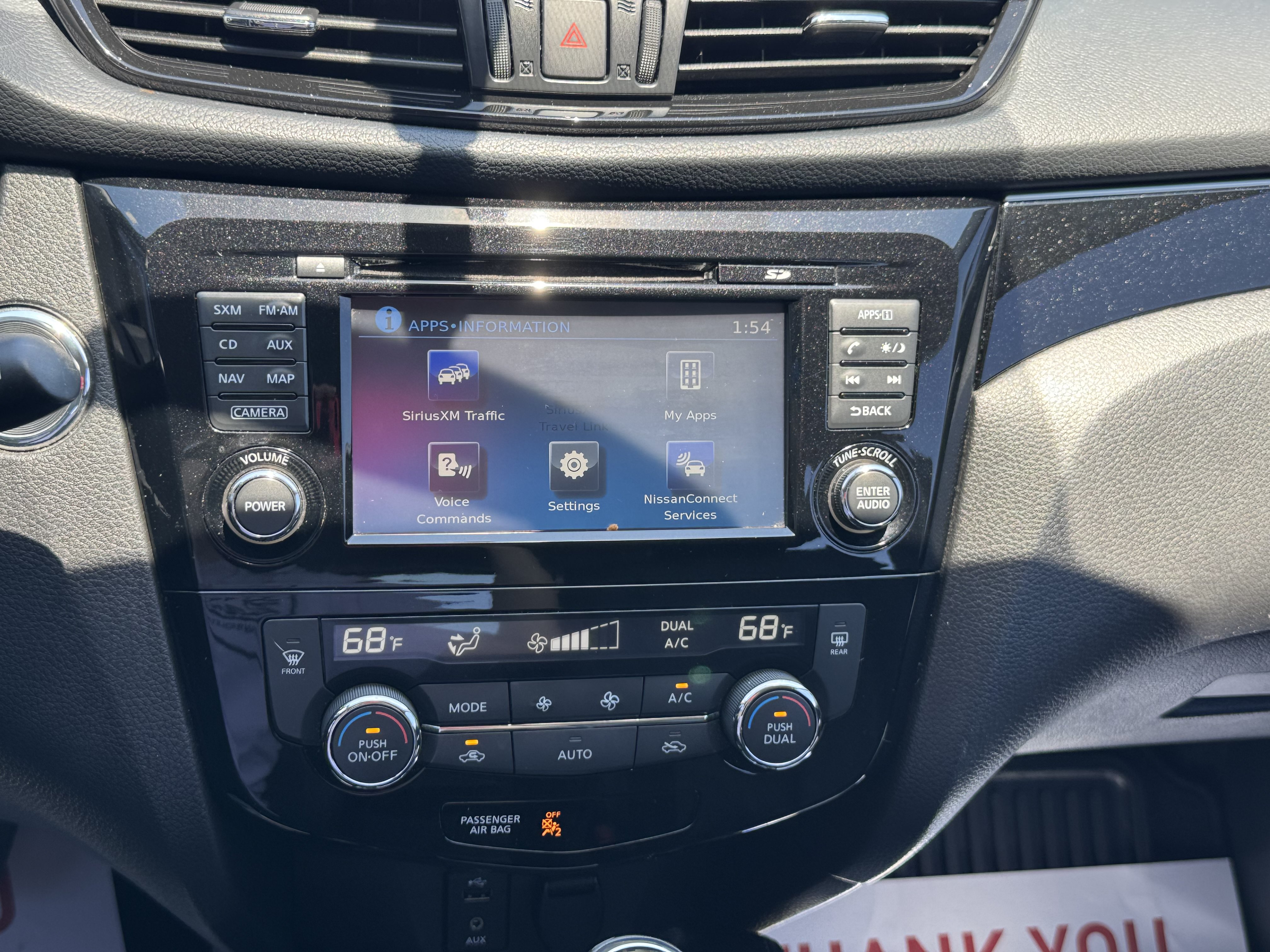 Used 2018 Nissan Rogue Sport SL FWD image 16