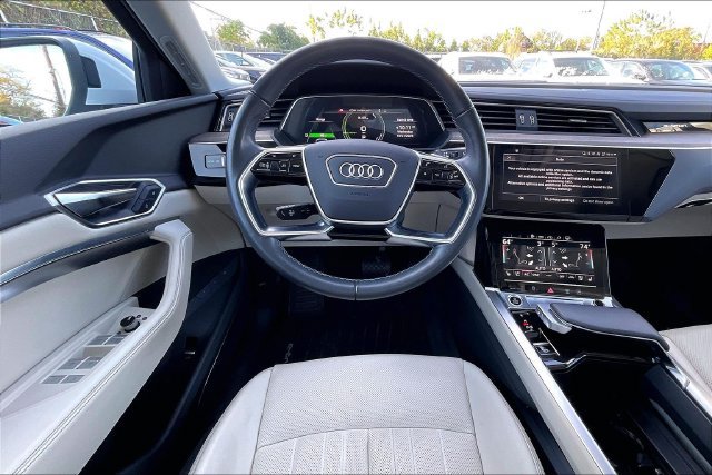 Certified 2024 Audi Q8 e-tron Premium Plus AWD/4WD image 5
