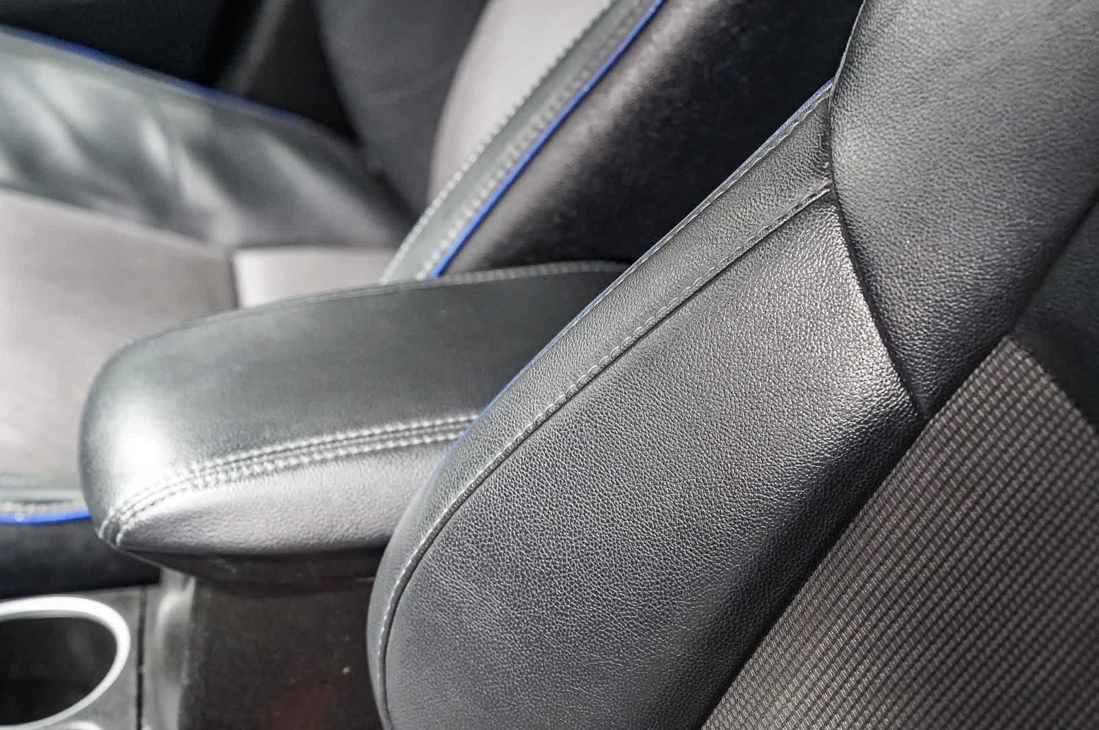 Certified 2018 Toyota Corolla SE FWD image 20