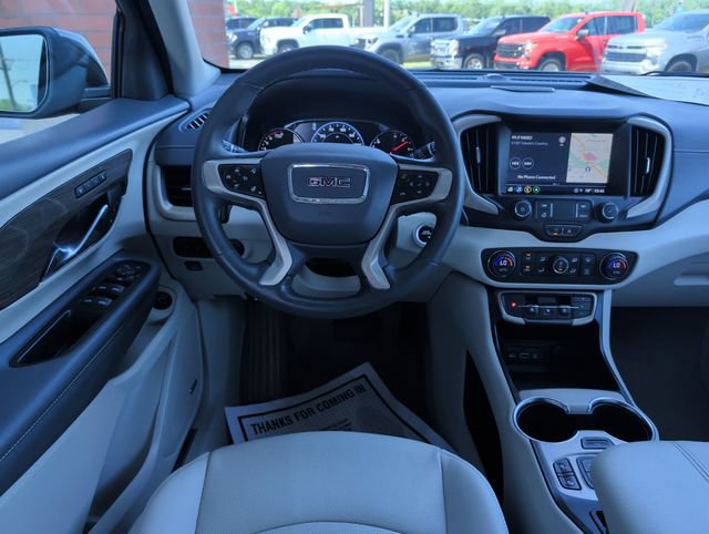 Used 2023 GMC Terrain Denali AWD/4WD image 2