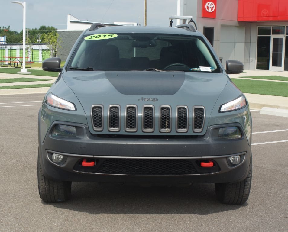 Used 2015 Jeep Cherokee Trailhawk w/ Comfort/Convenience Group AWD/4WD image 17