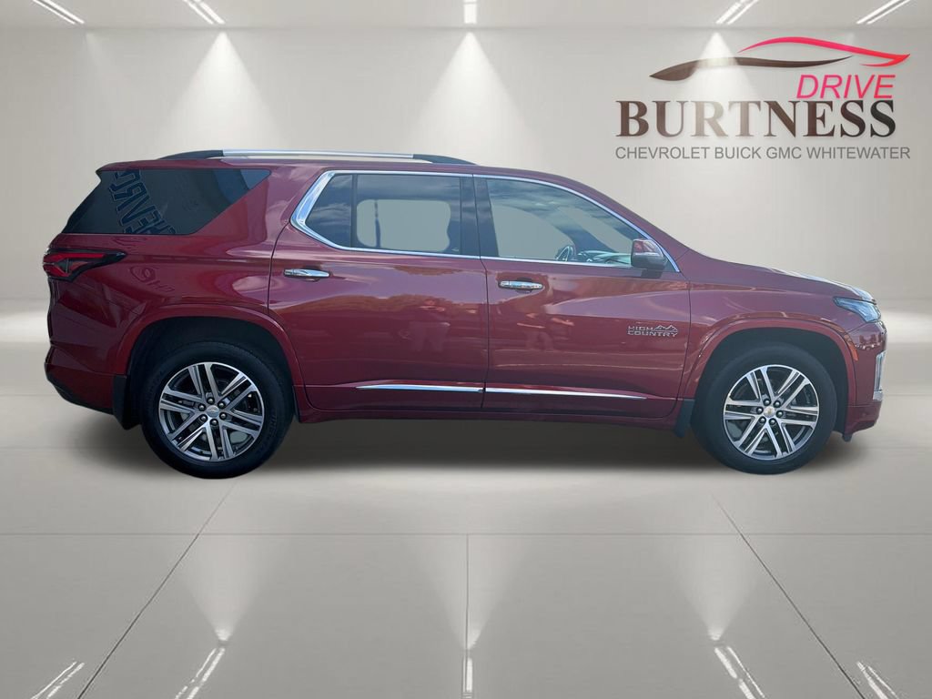 Used 2024 Chevrolet Traverse High Country w/ LPO, Floor Liner Package AWD/4WD image 10
