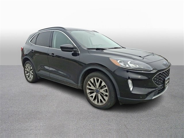 Used 2022 Ford Escape Titanium image 3