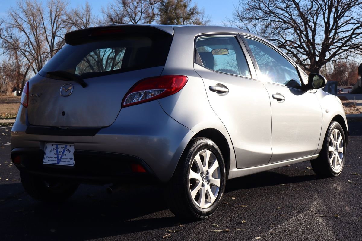 Used 2012 MAZDA MAZDA2 Touring image 5