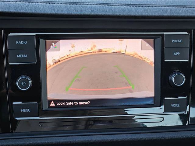 Used 2024 Volkswagen Jetta SE image 14