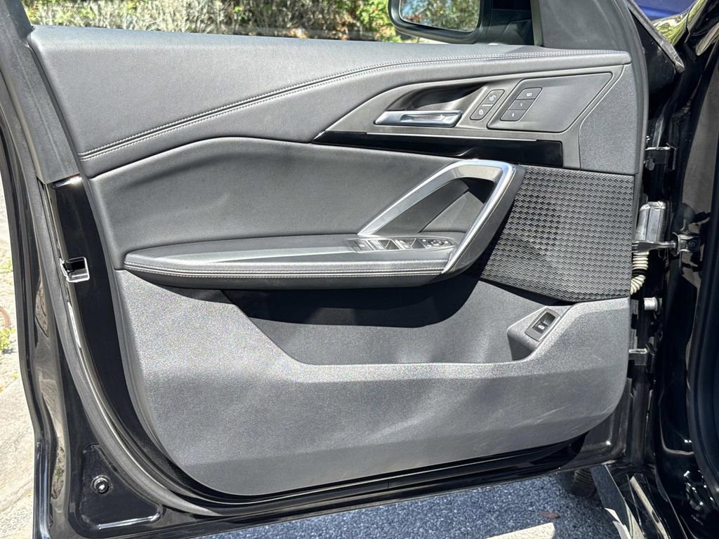 Used 2025 BMW X1 xDrive28i image 23