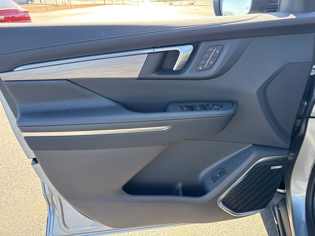 New 2026 Buick Enclave Preferred w/ Power Package AWD/4WD image 16