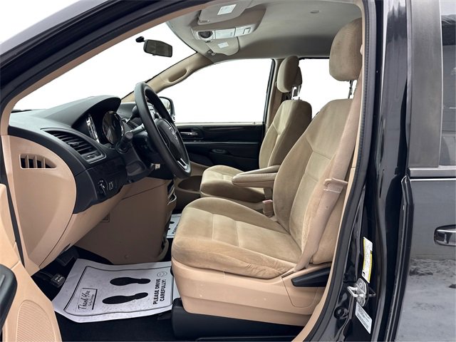 Used 2016 Dodge Grand Caravan SE w/ Quick Order Package 29E SE image 10