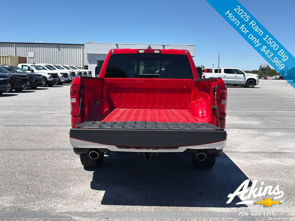 Used 2025 RAM 1500 Big Horn AWD/4WD image 4