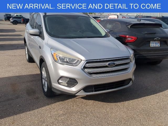 Used 2017 Ford Escape SE w/ SE Leather Comfort Package AWD/4WD image 8