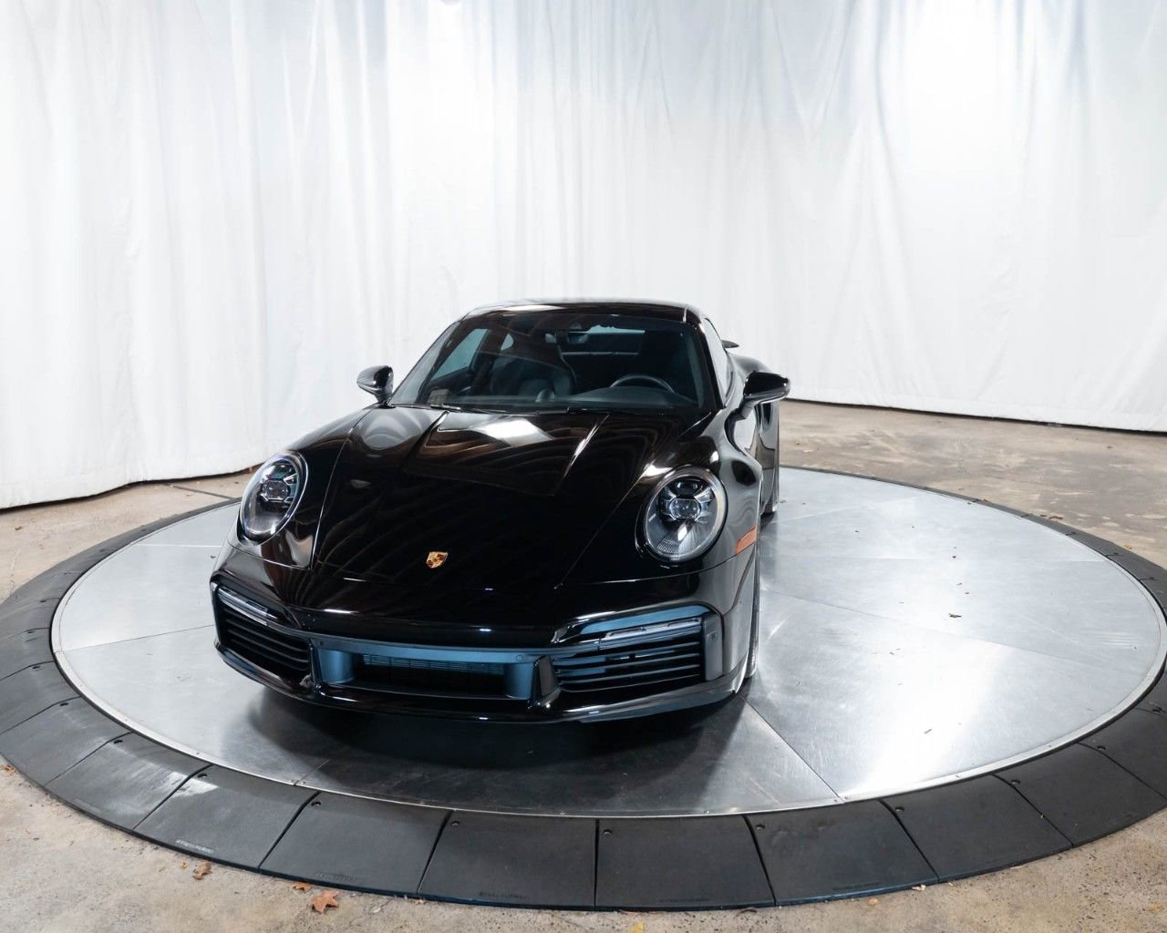 Used 2023 Porsche 911 Turbo S image 3