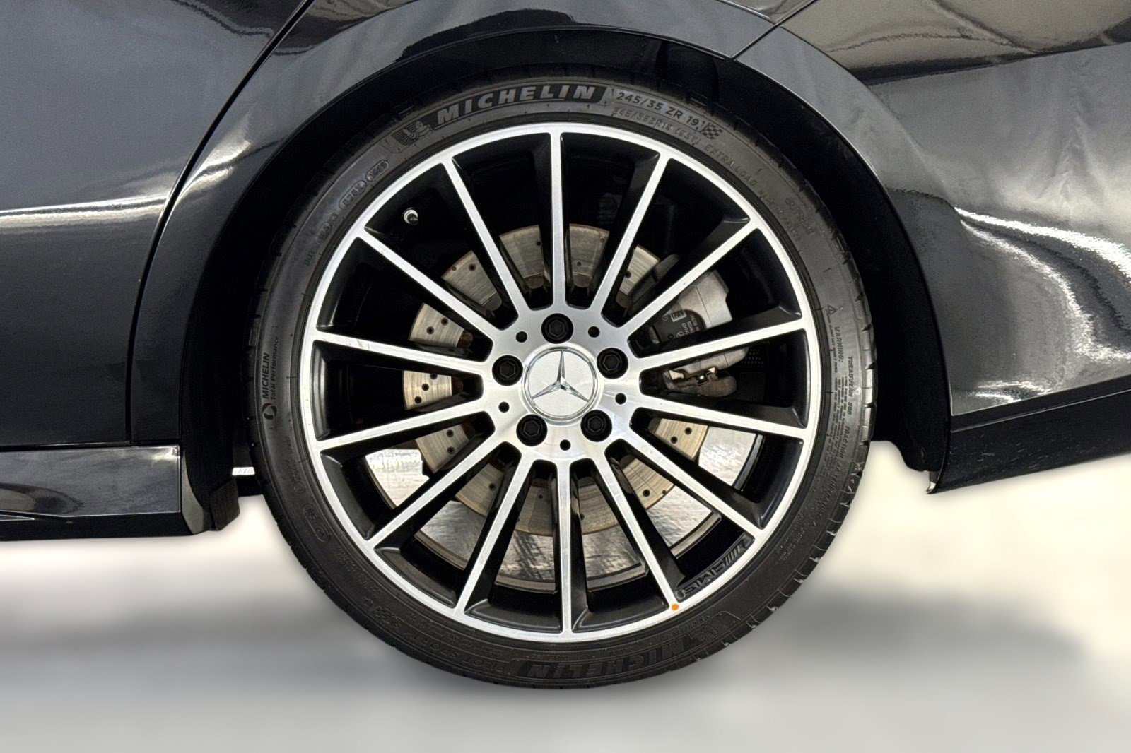 Used 2023 Mercedes-Benz CLA 35 AMG 4MATIC image 11