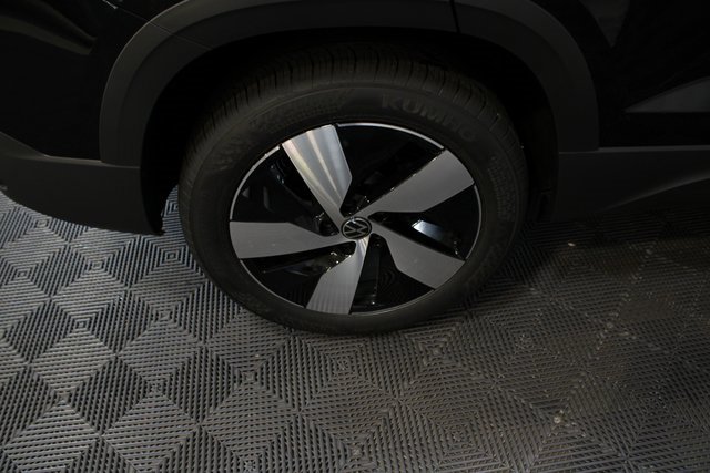 New 2025 Volkswagen Taos S image 25