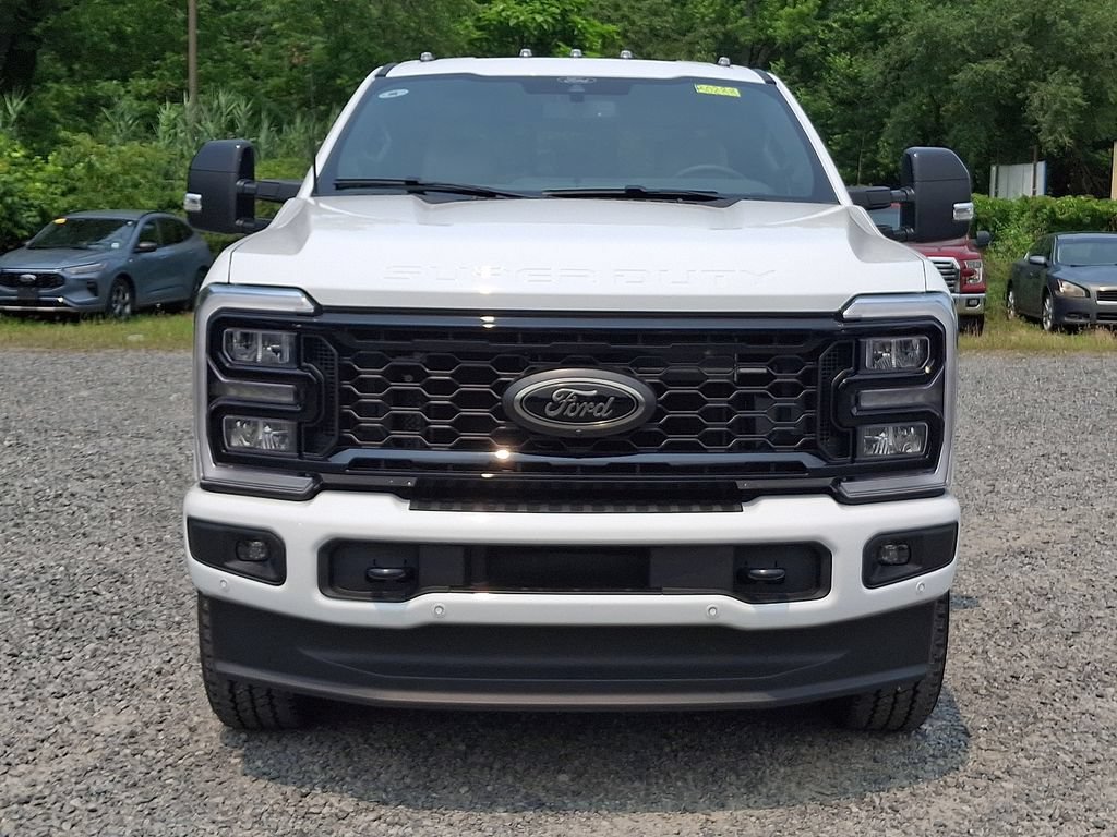 New 2026 Ford F350 Lariat w/ Black Appearance Package AWD/4WD image 2