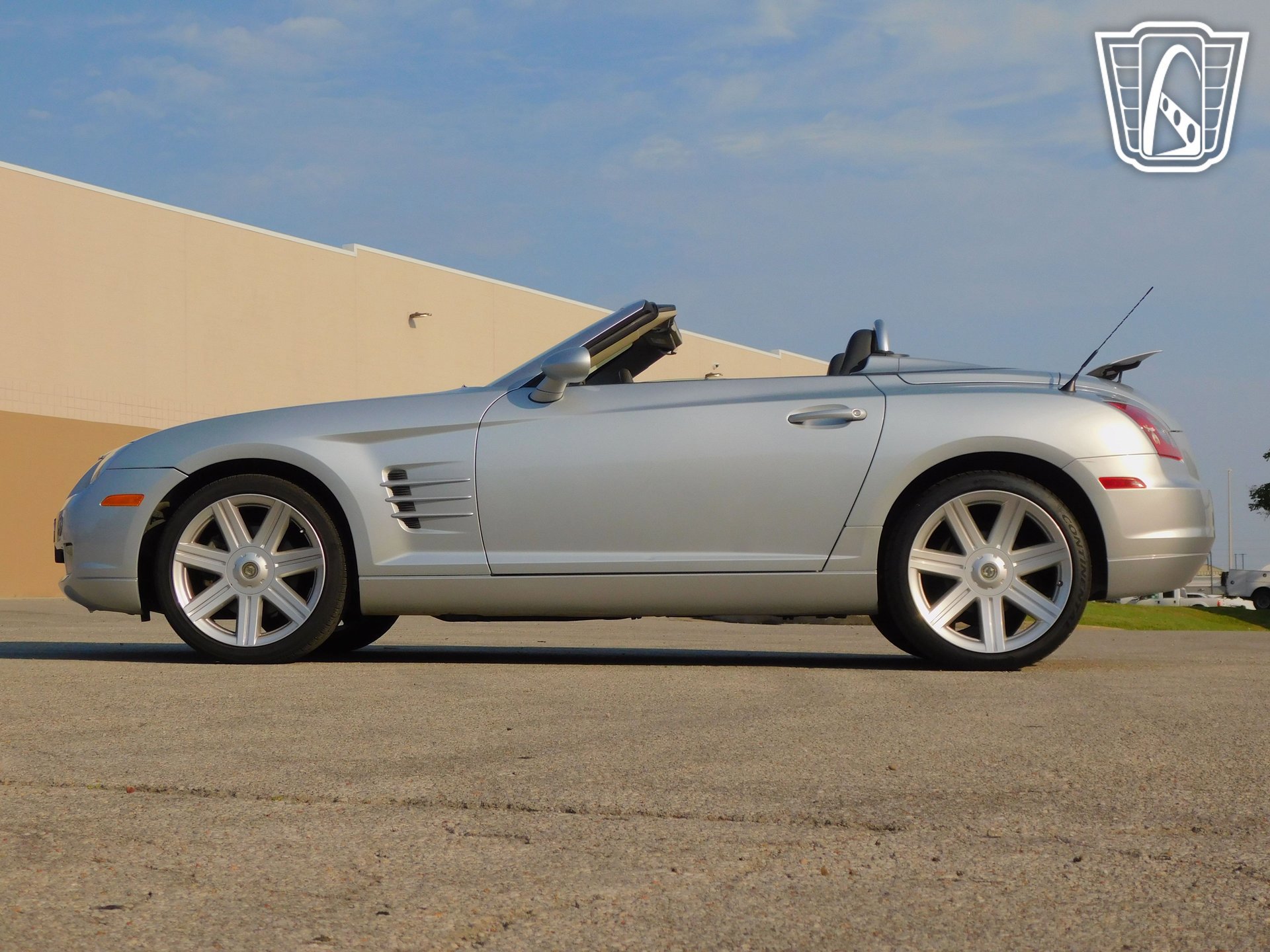 Used 2008 Chrysler Crossfire Limited RWD image 14