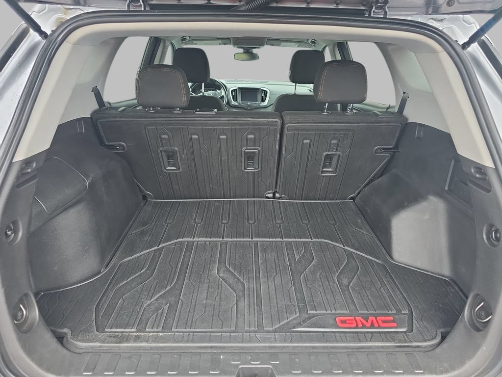 Certified 2021 GMC Terrain SLE w/ LPO, Floor Liner Package AWD/4WD image 13
