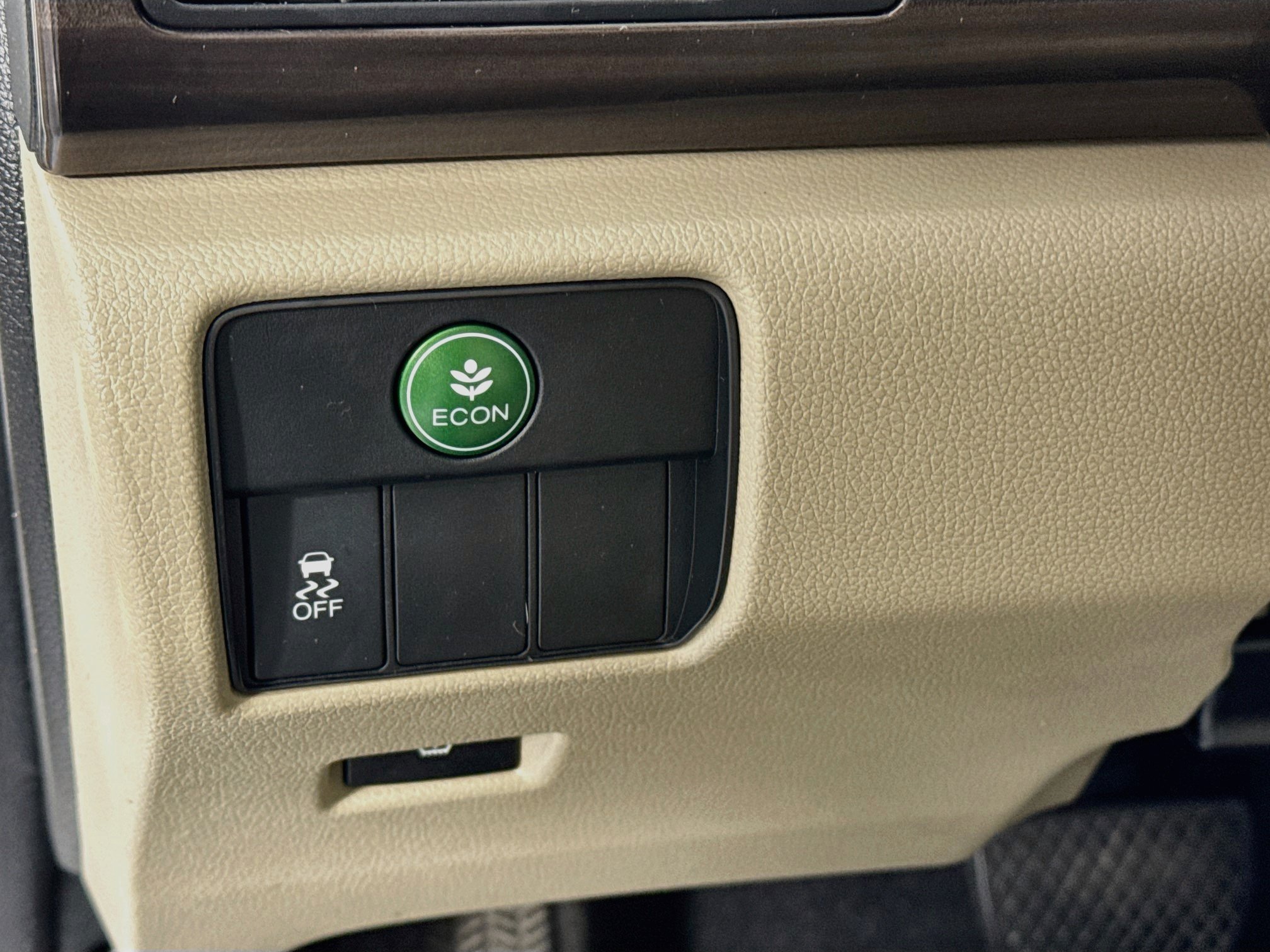 Used 2016 Honda Accord EX-L image 10