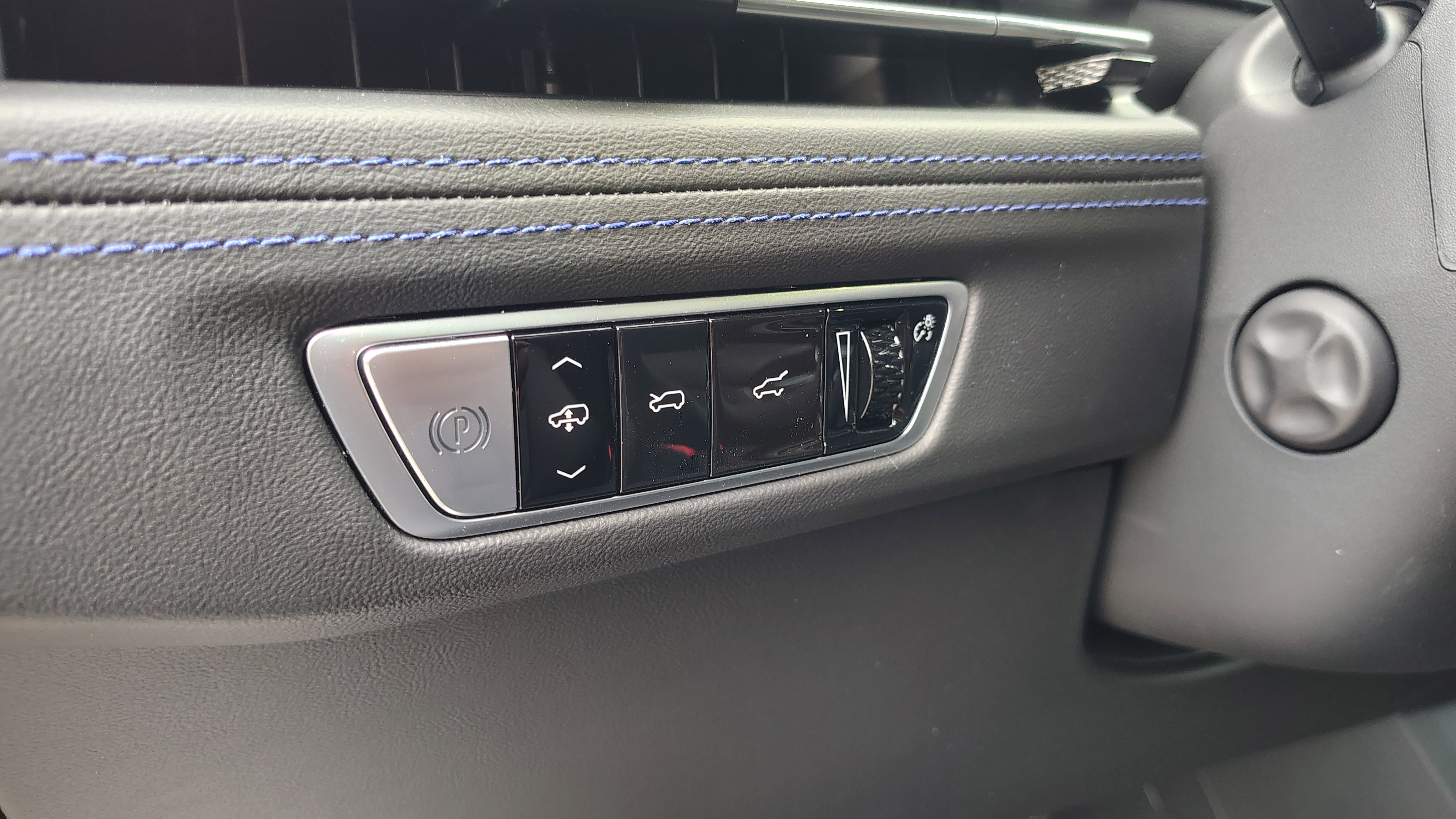 New 2026 Cadillac Escalade IQL Sport 1 image 14