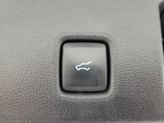 Certified 2025 Ford Escape Platinum AWD/4WD image 9