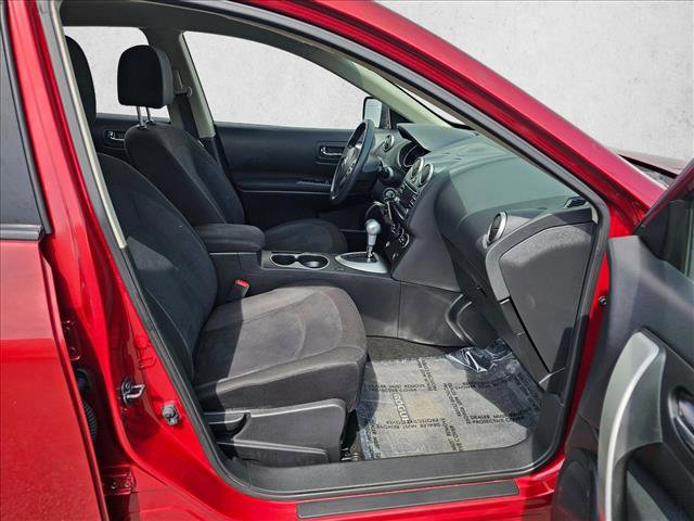 Used 2015 Nissan Rogue S w/ Convenience Package AWD/4WD image 10